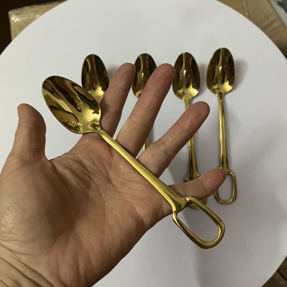 Gold Cutlery Flatware - 걸이식 구멍이 있는 스테인리스 스틸 커트레이,